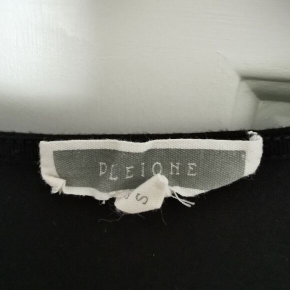 Pleione wrap short sleeve shirt size S - Picture 4 of 5